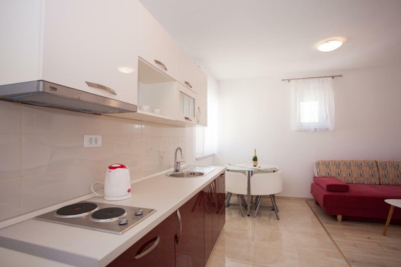 Apartments Mia 4&5 Baška Voda Exterior foto